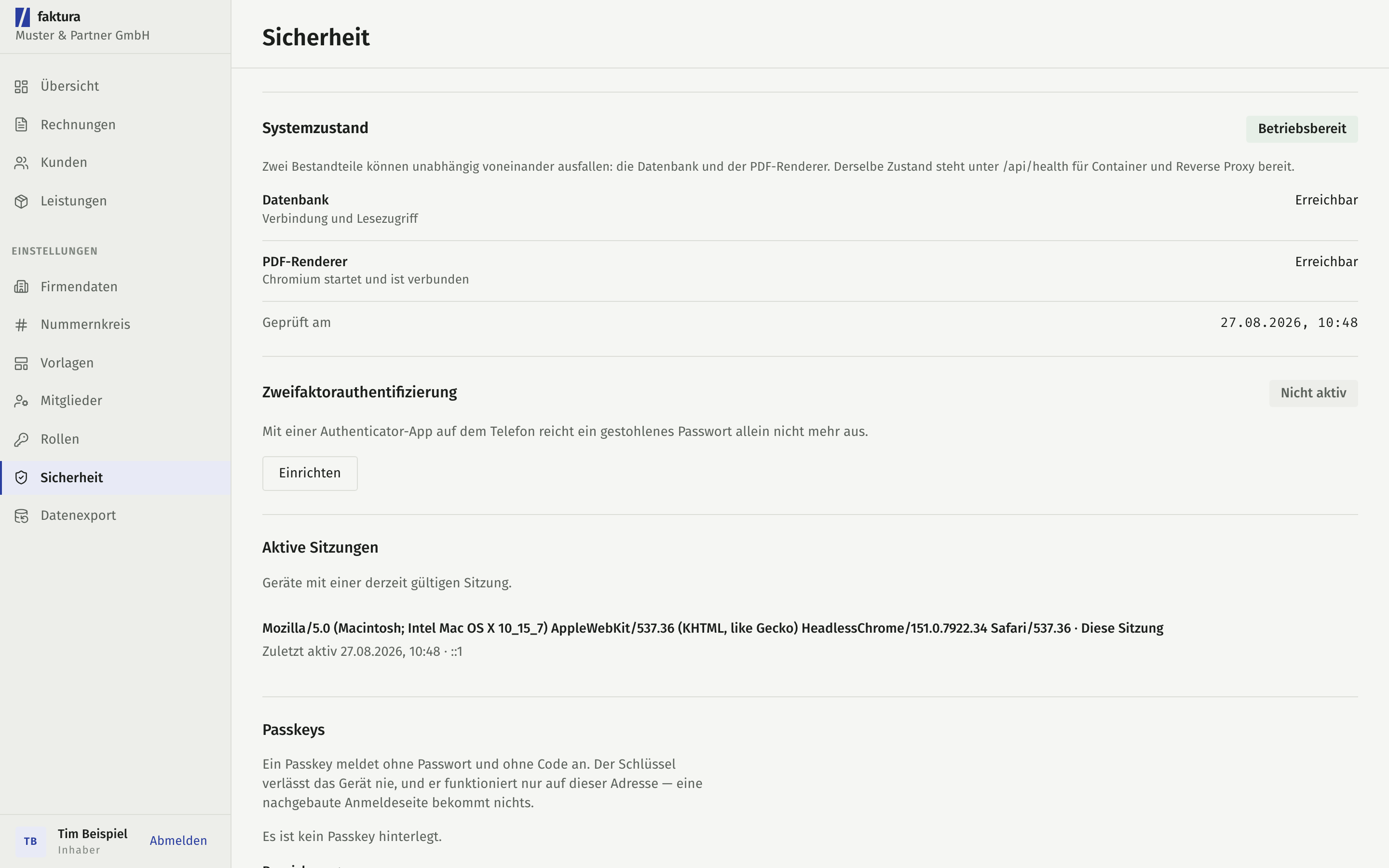 Die Sicherheitsseite mit Betriebszustand, zweitem Faktor, Passkeys, angemeldeten Geräten und vertrauten Geräten.